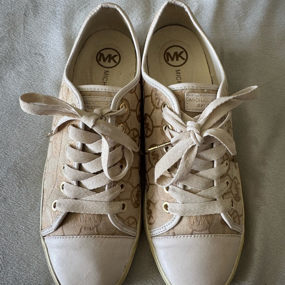 Michael Kors Women's Cream Logo Lace-Up Sneakers